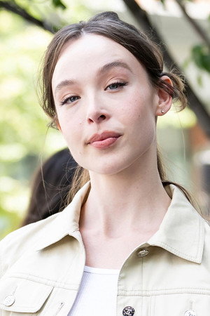Photo of Ella Beatty from the Latest Netflix gallery