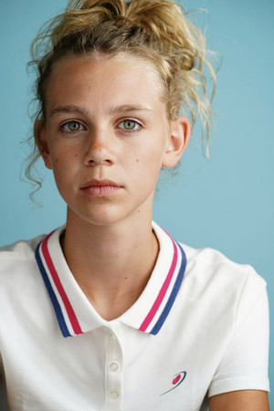 Photo of Elle Graham from the Latest Netflix gallery