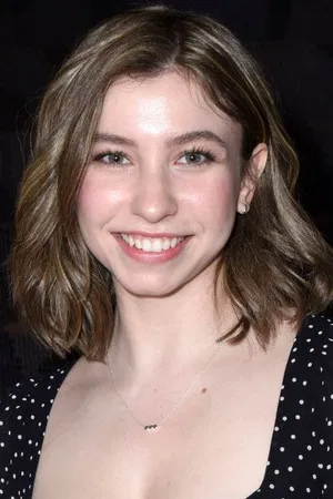 Katelyn Nacon photo