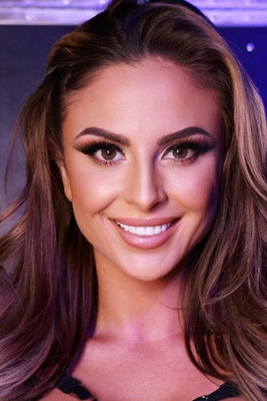 Photo of Danielle Glanville from the Latest Netflix gallery