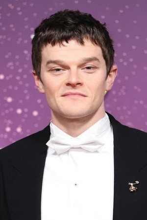 Robert Aramayo photo