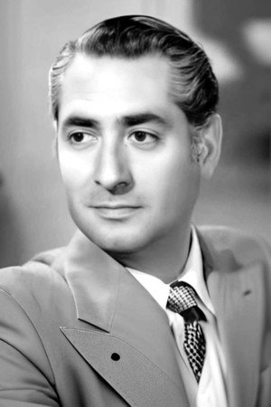 Photo of Luis Beristáin from the Latest Netflix gallery
