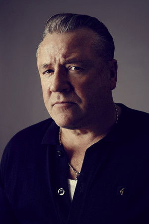 Ray Winstone photo