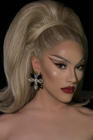Photo of Jewels Sparkles from the Latest Netflix gallery