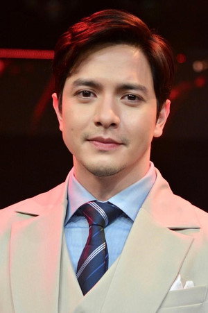 Photo of Alden Richards from the Latest Netflix gallery