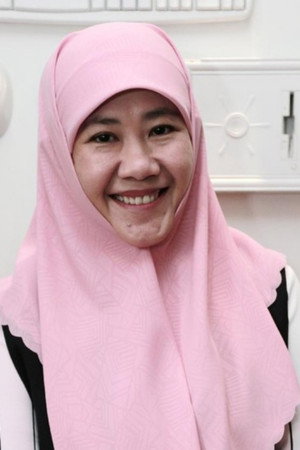 Photo of Asma Nadia from the Latest Netflix gallery