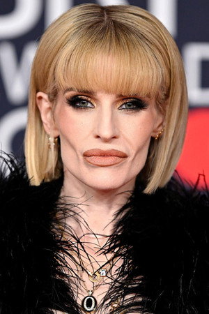 Kelly Osbourne photo