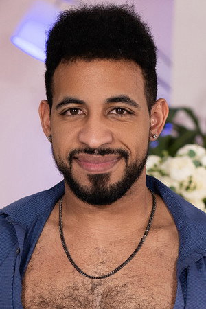 Photo of Rodrigo Amor from the Latest Netflix gallery