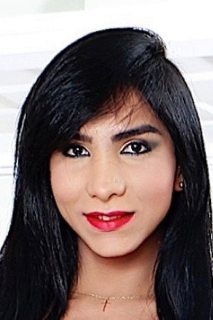 Photo of Yasmin Dornelles from the Latest Netflix gallery