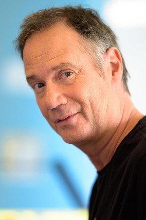 Photo of François Pérusse from the Latest Netflix gallery
