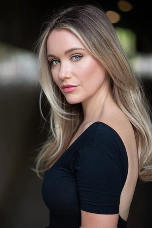 Katrina Bowden photo