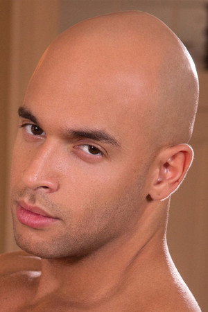 Photo of Sean Zevran from the Latest Netflix gallery