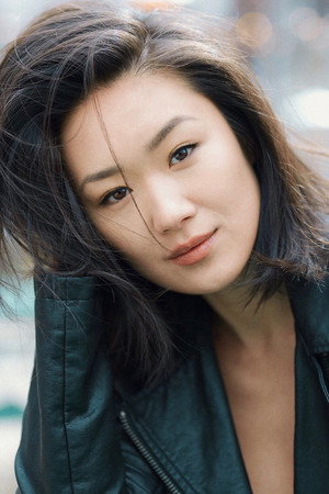 Photo of Danni Wang from the Latest Netflix gallery