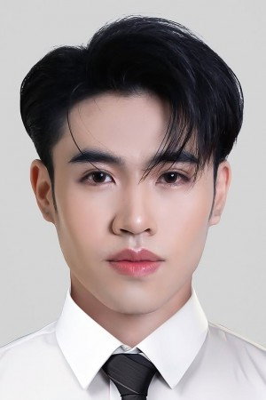 Photo of Thirasak Kaewyoddee from the Latest Netflix gallery
