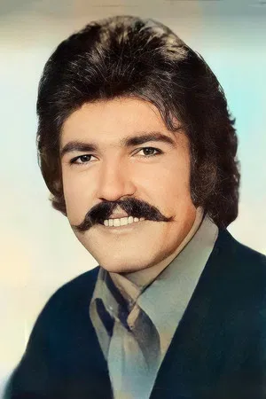 Serdar Gökhan photo