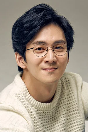 Photo of Kwon Hae-sung from the Latest Netflix gallery