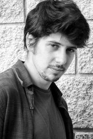 Photo of Luís Lobão from the Latest Netflix gallery