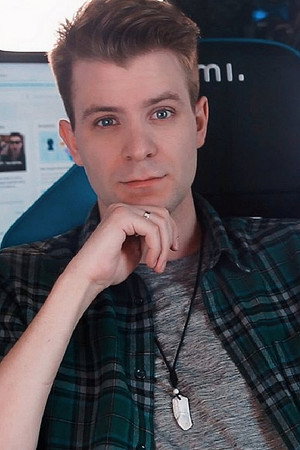 Photo of Thomas Maier from the Latest Netflix gallery