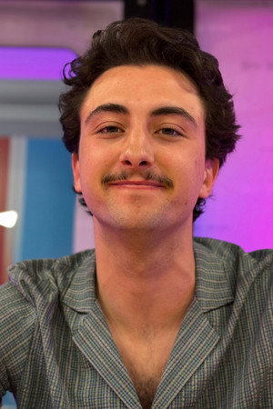 Photo of Manuel Rosa from the Latest Netflix gallery