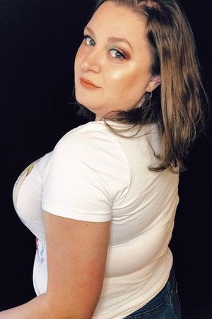 Photo of Emily Kirk from the Latest Netflix gallery