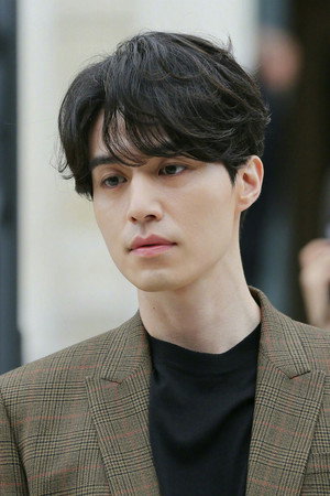 Lee Dong-wook photo