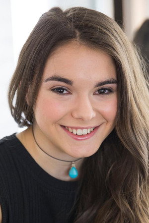 Photo of Charlie Lemay-Thivierge from the Latest Netflix gallery