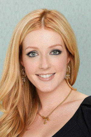 Jennifer Finnigan photo