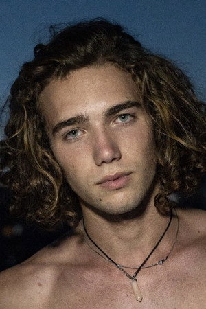 Photo of Mateo Belmonte from the Latest Netflix gallery