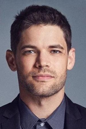 Jeremy Jordan photo