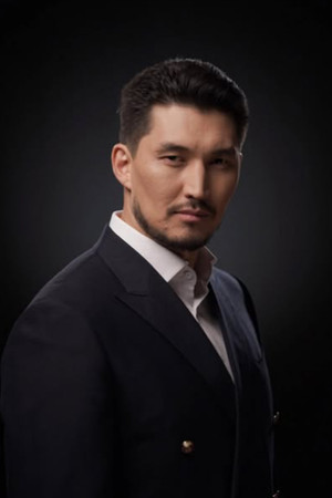 Photo of Adil Akhmetov from the Latest Netflix gallery