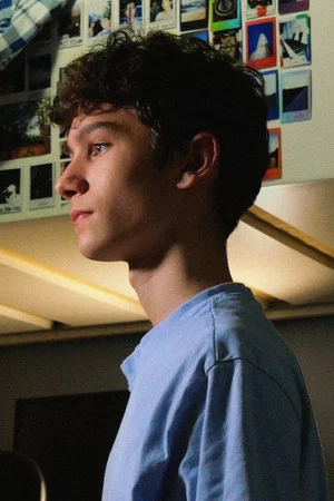 Photo of Bennett Newton from the Latest Netflix gallery