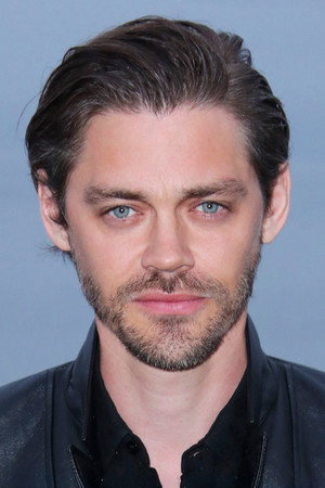 Tom Payne photo