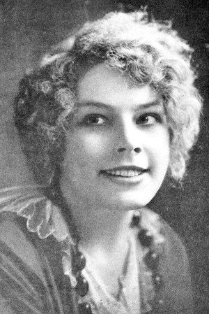 Photo of Cleo Ridgely from the Latest Netflix gallery