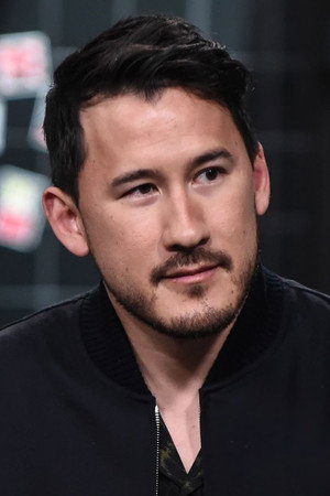 Mark Fischbach photo