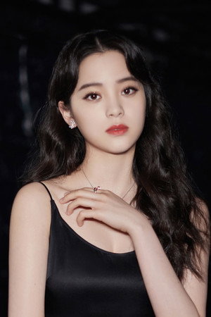 Photo of Ouyang Nana from the Latest Netflix gallery