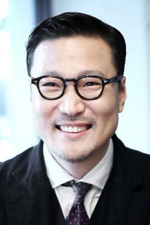 Photo of Jung Hyung-suk from the Latest Netflix gallery