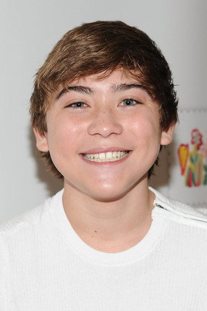 Photo of Raymond Ochoa from the Latest Netflix gallery
