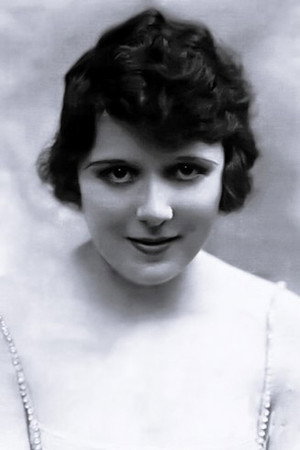 Photo of Nell Craig from the Latest Netflix gallery