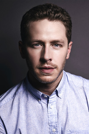 Josh Dallas photo