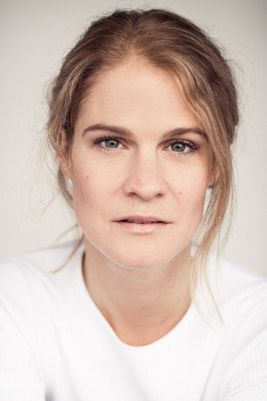 Photo of Eve Gadouas from the Latest Netflix gallery
