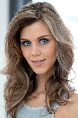 Photo of Sindy Vega from the Latest Netflix gallery