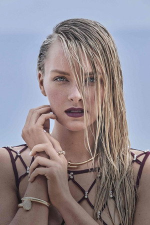 Camille Kostek photo