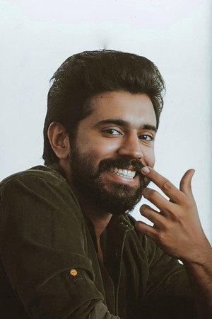 Nivin Pauly photo