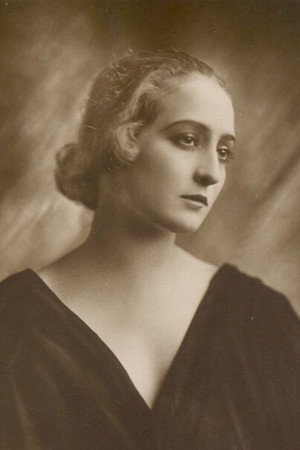 Photo of Eva May from the Latest Netflix gallery