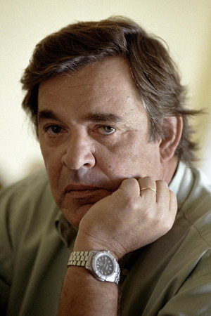 Photo of Miguel Sousa Tavares from the Latest Netflix gallery