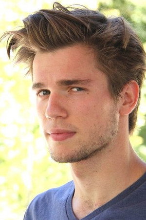 Photo of Fran Morcillo from the Latest Netflix gallery