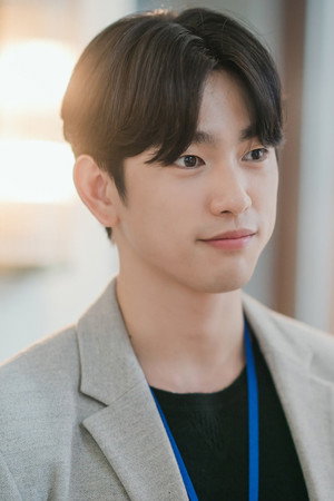 Jinyoung photo