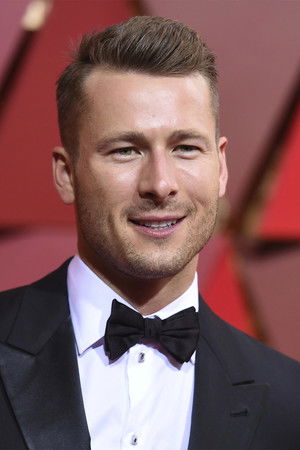 Glen Powell photo