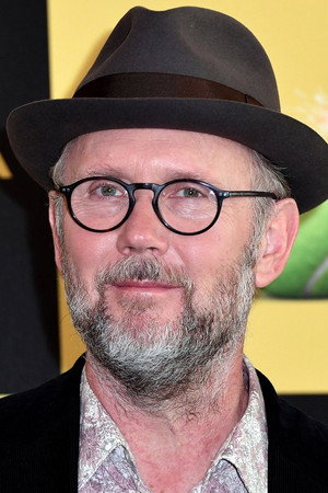 Photo of Jonathan Dayton from the Latest Netflix gallery
