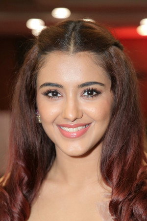 Malavika Sharma photo